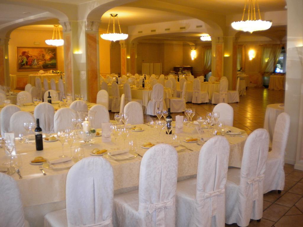 Hotel Sullivan Ponte San Marco Dış mekan fotoğraf
